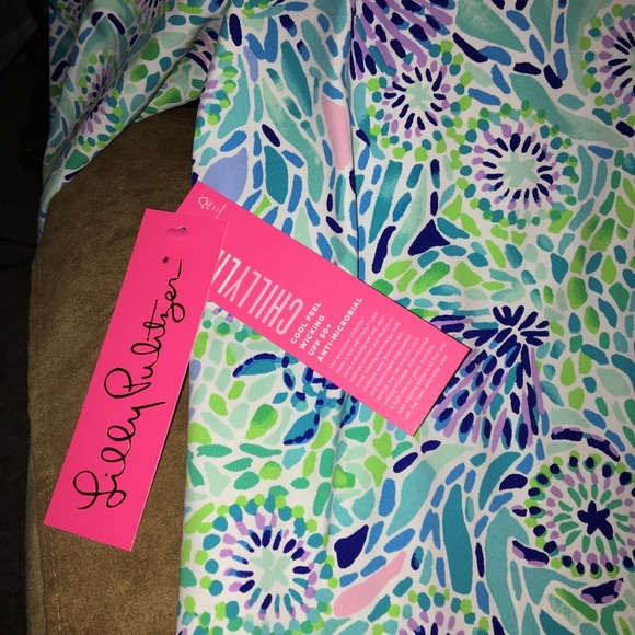 LILLY PULITZER X MERYL NWT AUTHENTIC ‘LILISHIELD’ FACE MASK COVER DESIGN… - Picture 8 of 17